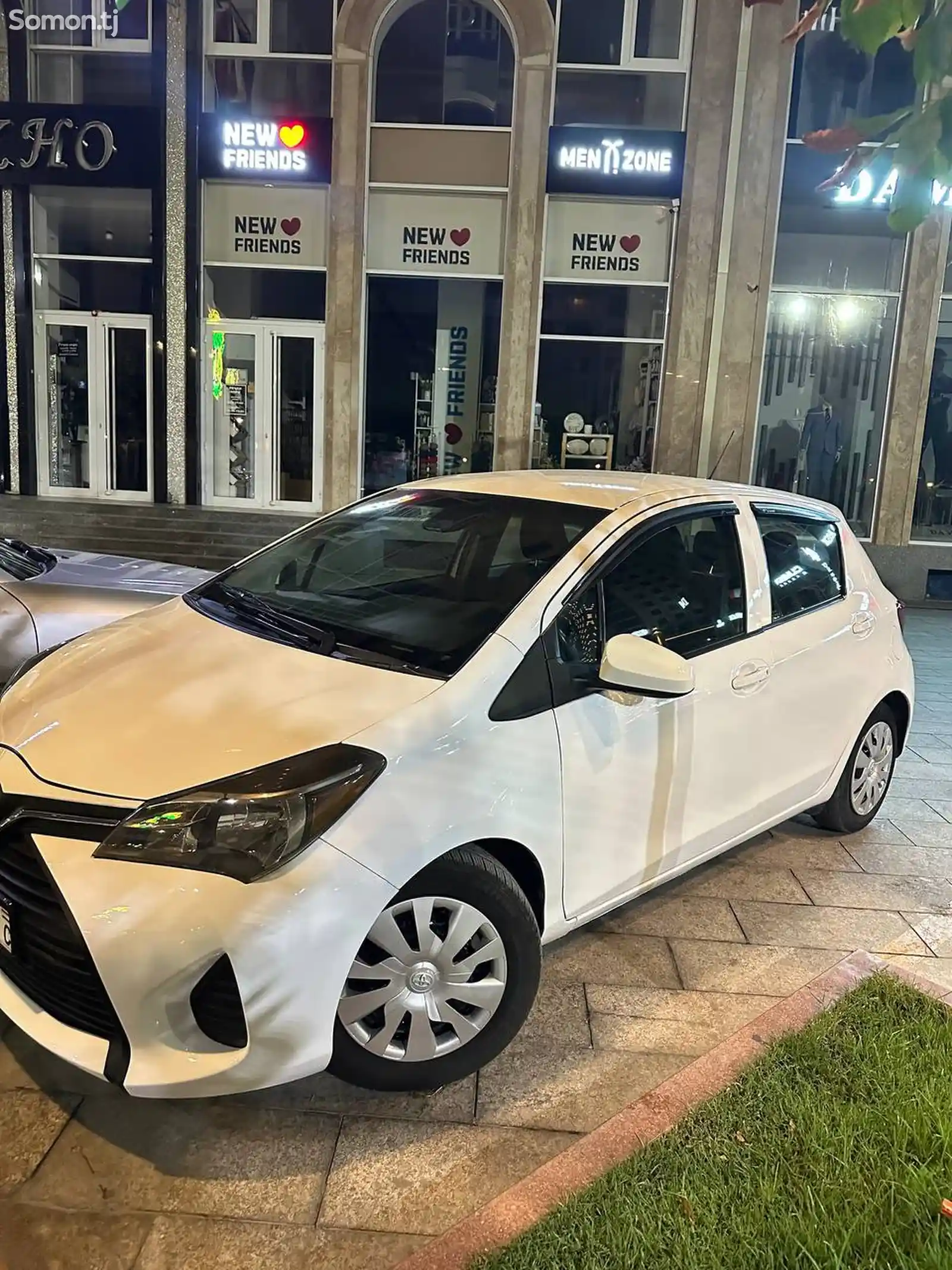 Toyota Vitz, 2017-3