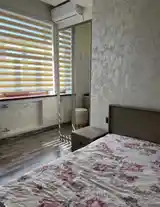 2-комн. квартира, 14 этаж, 60м², Исмоили Сомони-3