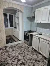 5-комн. квартира, 3 этаж, 96м², фирдаси-10