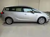 Opel Zafira, 2019-8