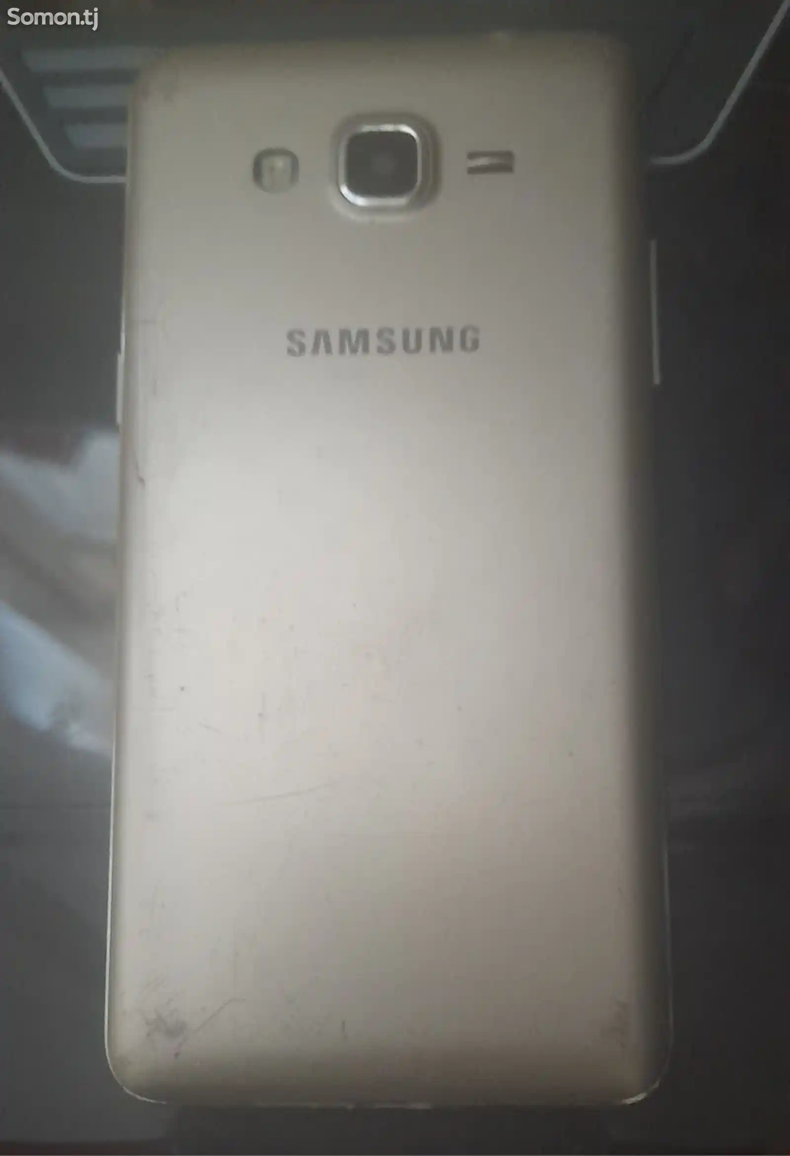 Samsung Galaxy J5 prime-3