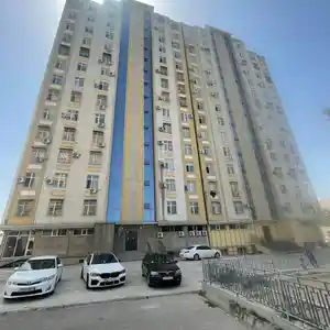 3-комн. квартира, 14 этаж, 76 м², Профсоюз