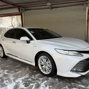 Toyota Camry, 2018