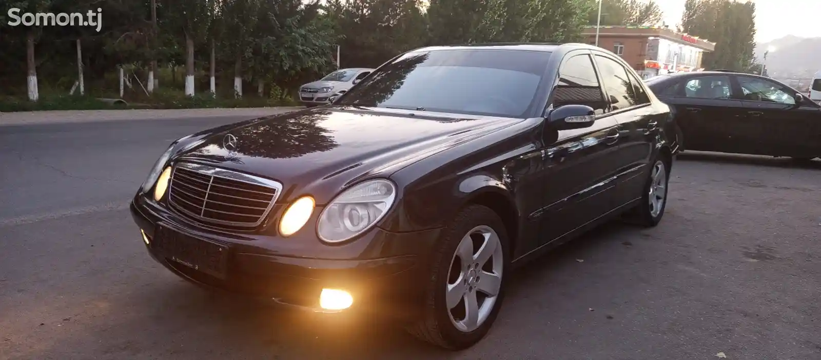 Mercedes-Benz E class, 2002-1