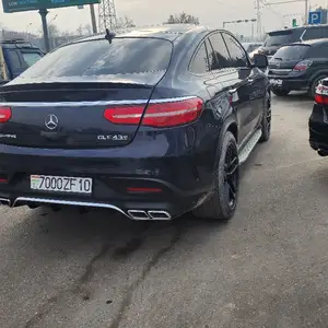 Mercedes-Benz GLE class, 2016