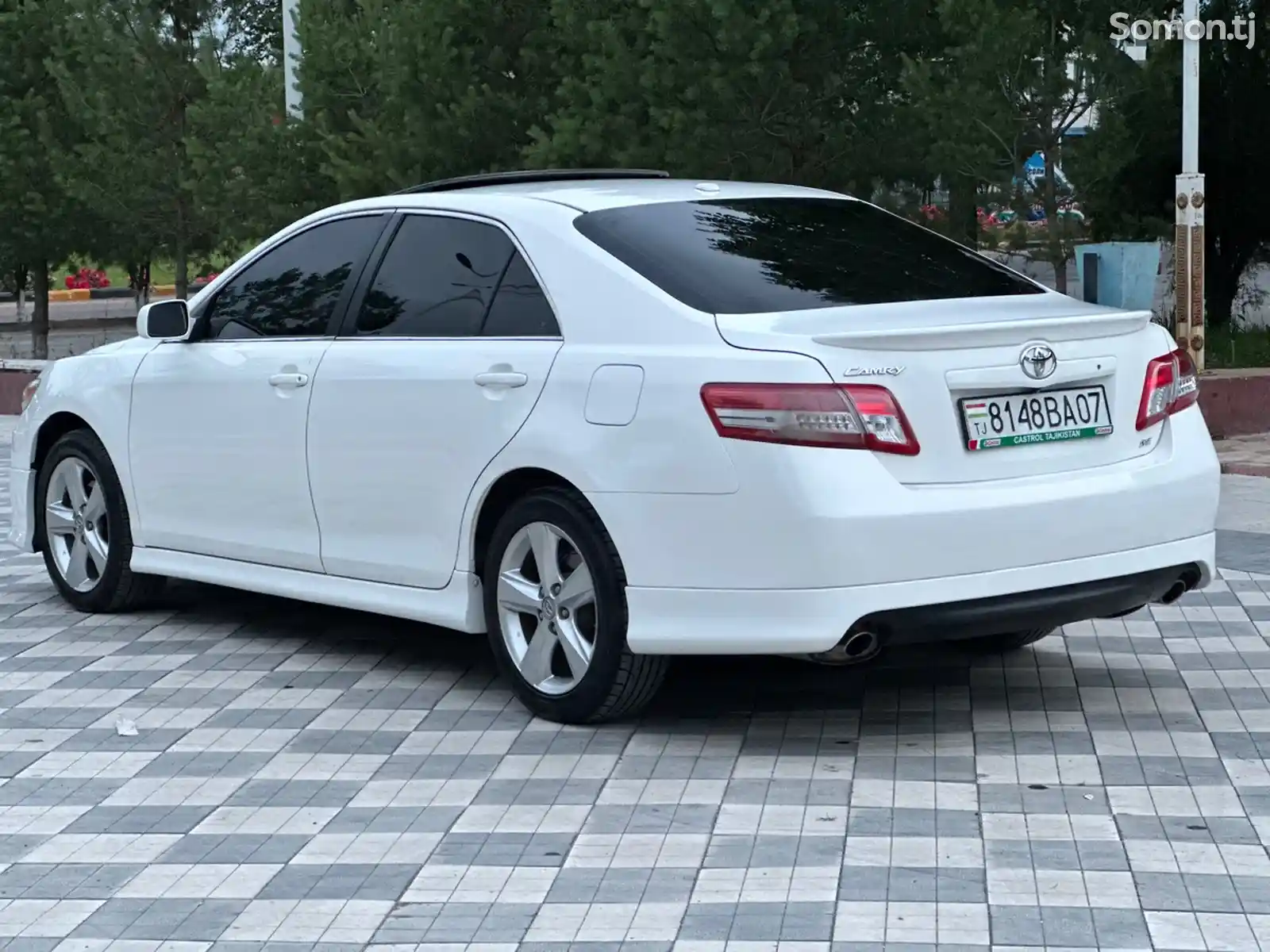 Toyota Camry, 2010-3