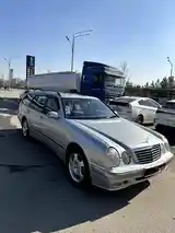 Mercedes-Benz E class, 2001-3