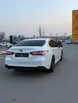 Toyota Camry, 2018-11