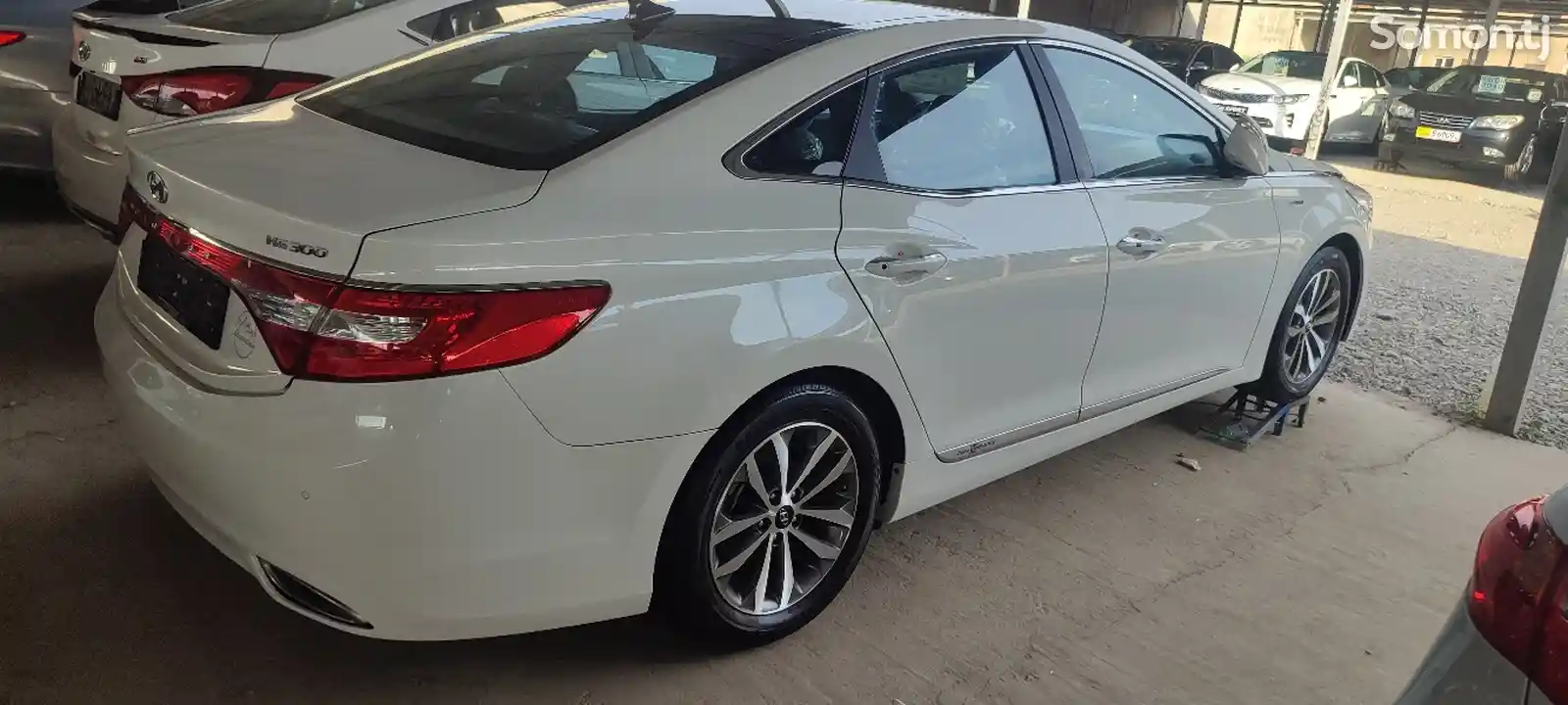 Hyundai Grandeur, 2012-1