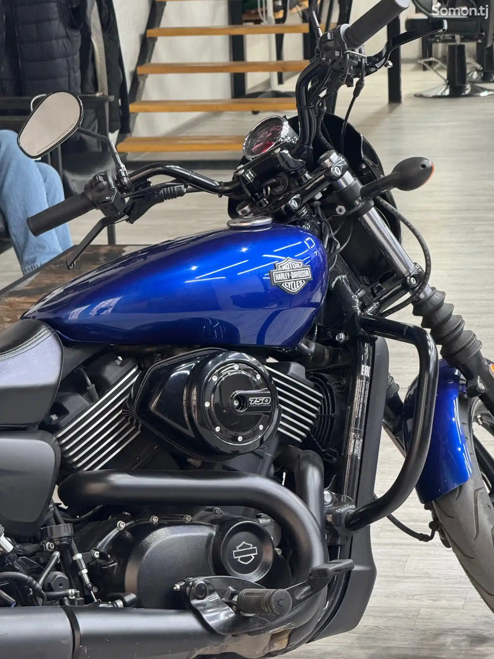 Мотоцикл Harley Davidson street rod 750-2