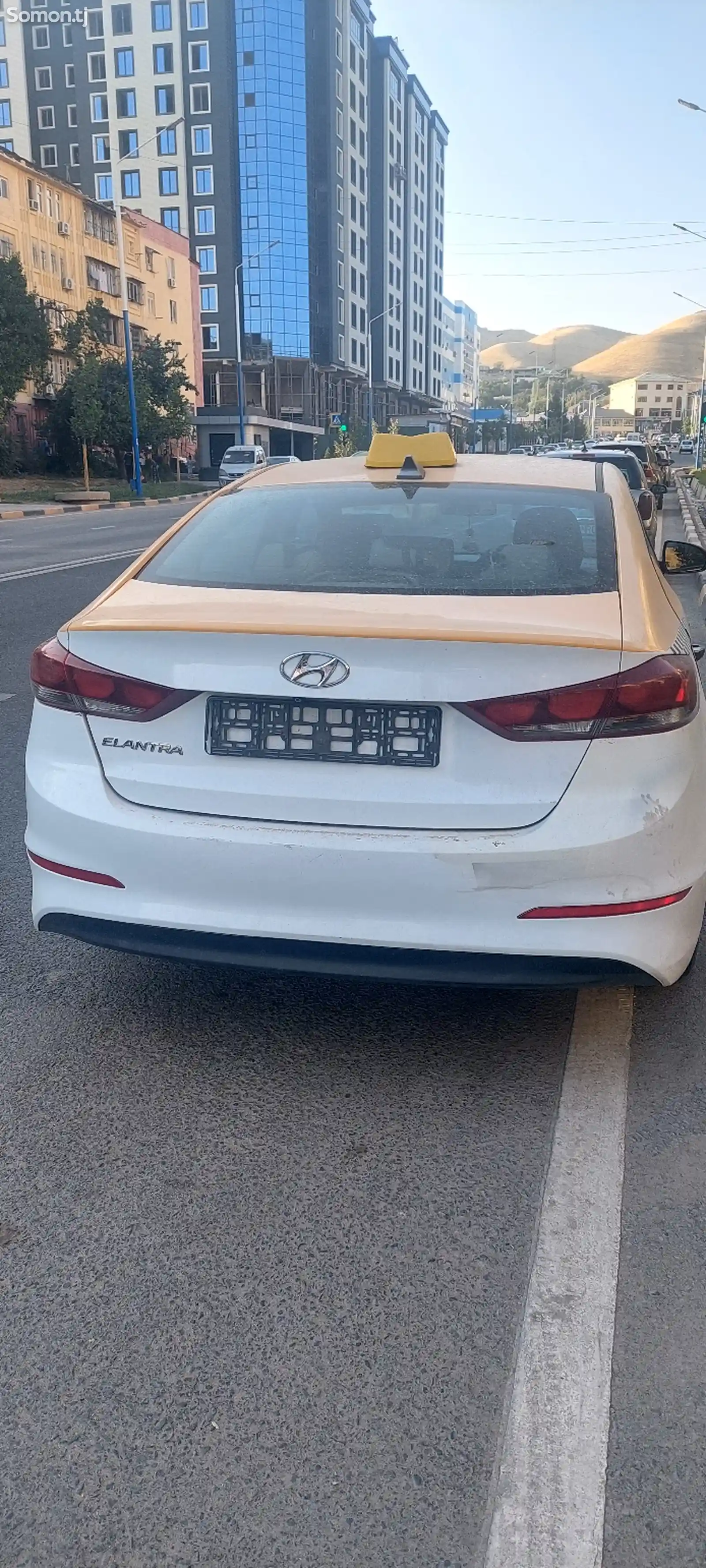 Hyundai Elantra, 2017-6