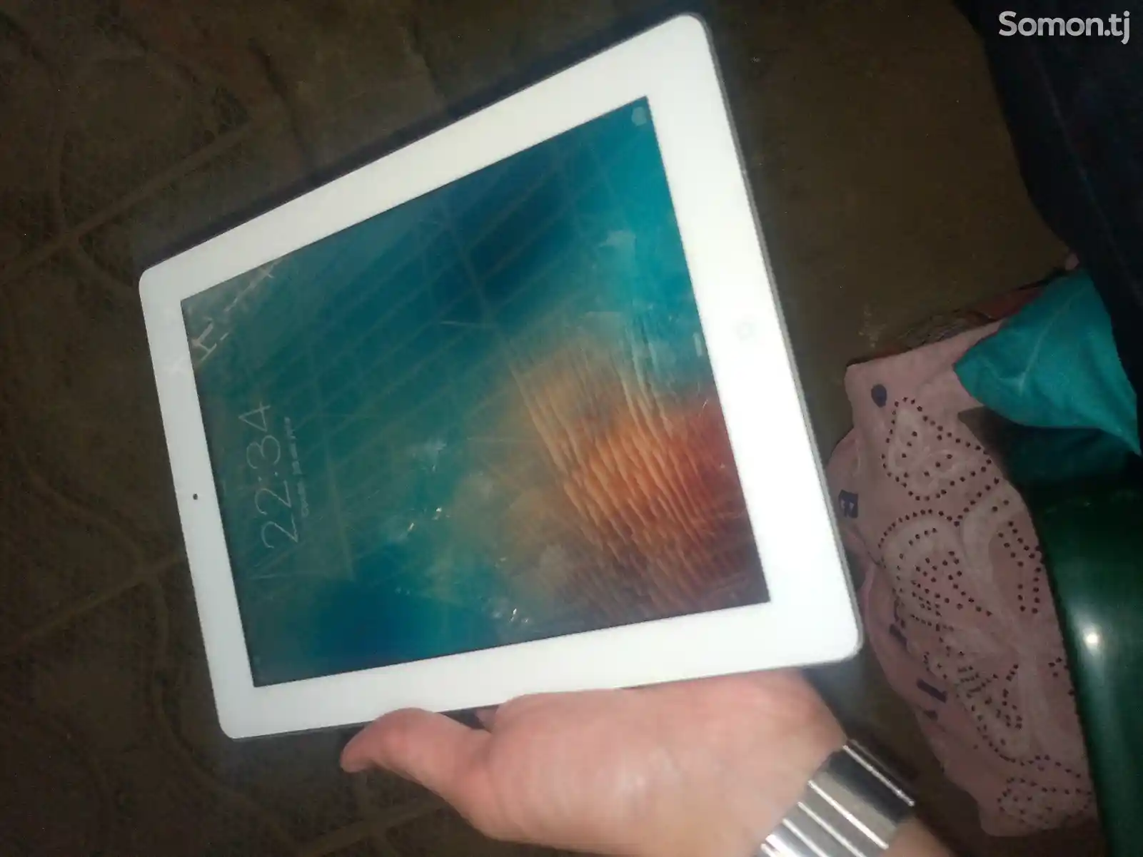 Планшет iPad4-1