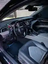 Toyota Camry, 2018-7