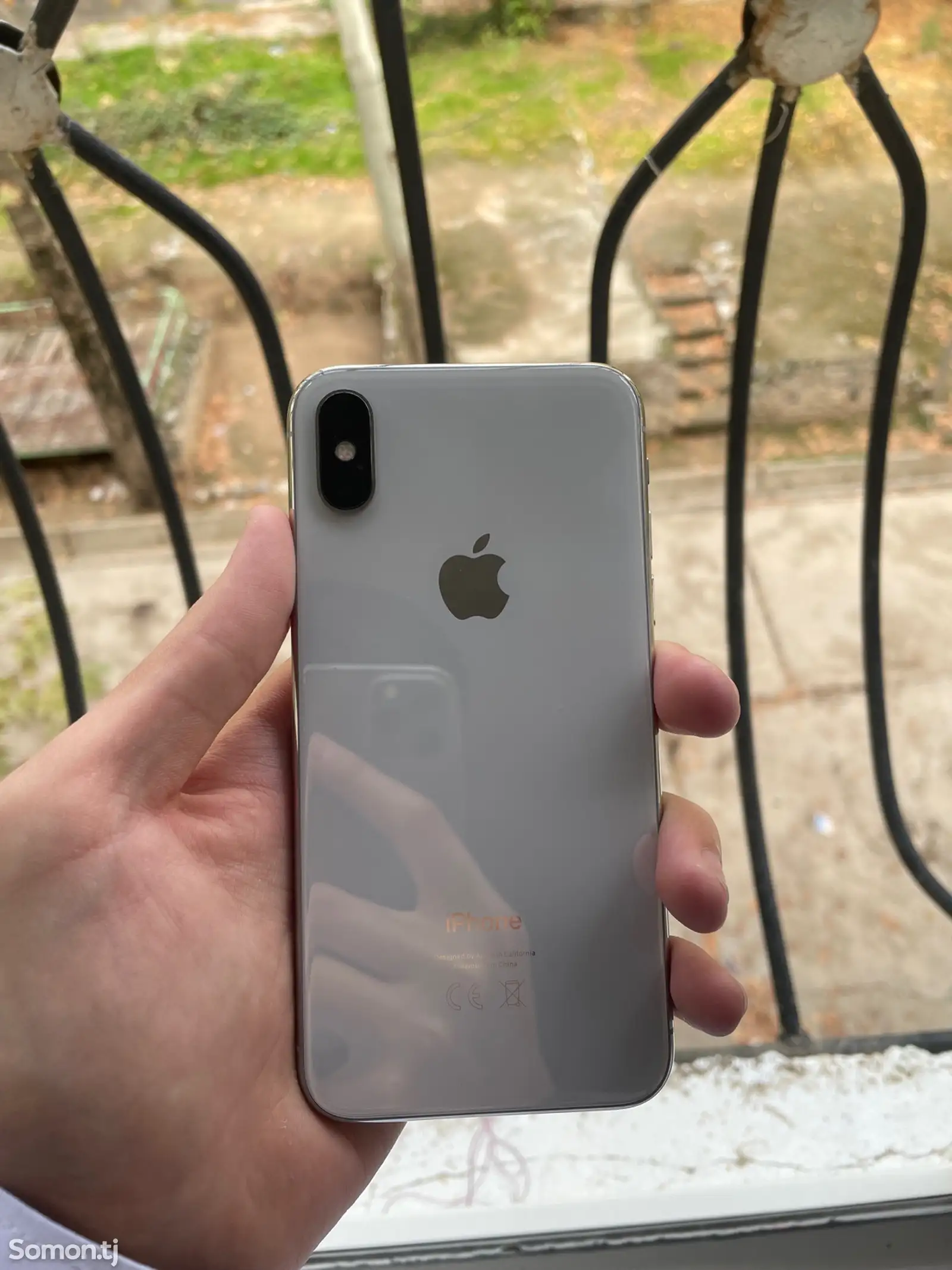 Apple iPhone Xs, 64 gb, Silver-1