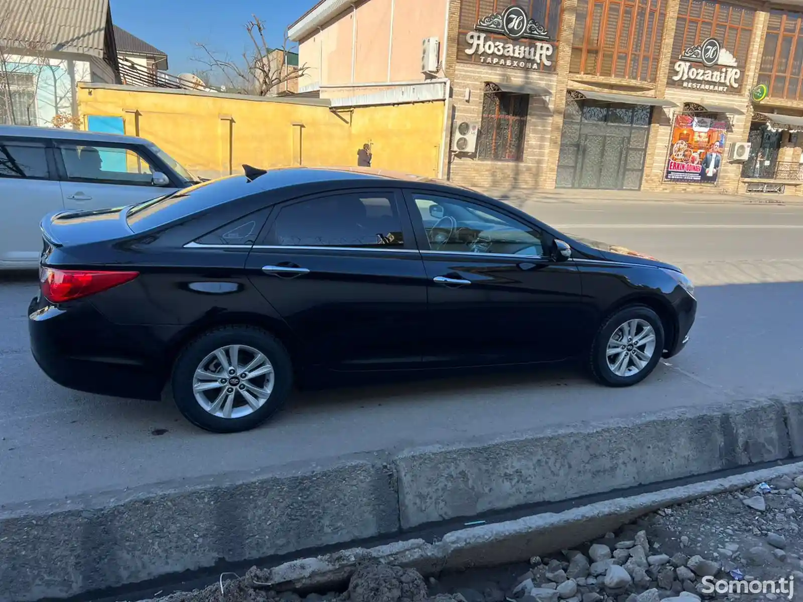 Hyundai Sonata, 2010-4