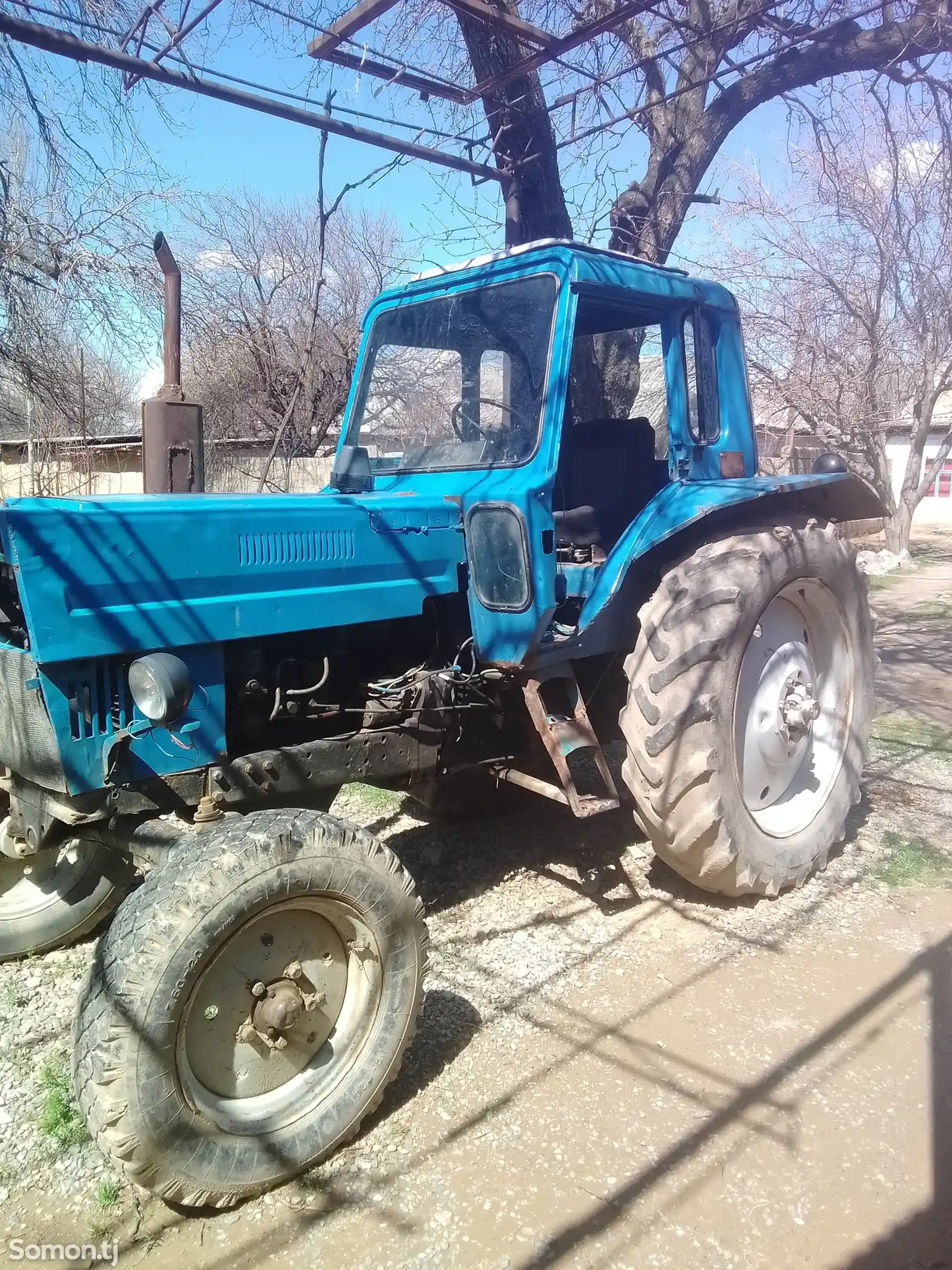 Трактор МТЗ 80-6