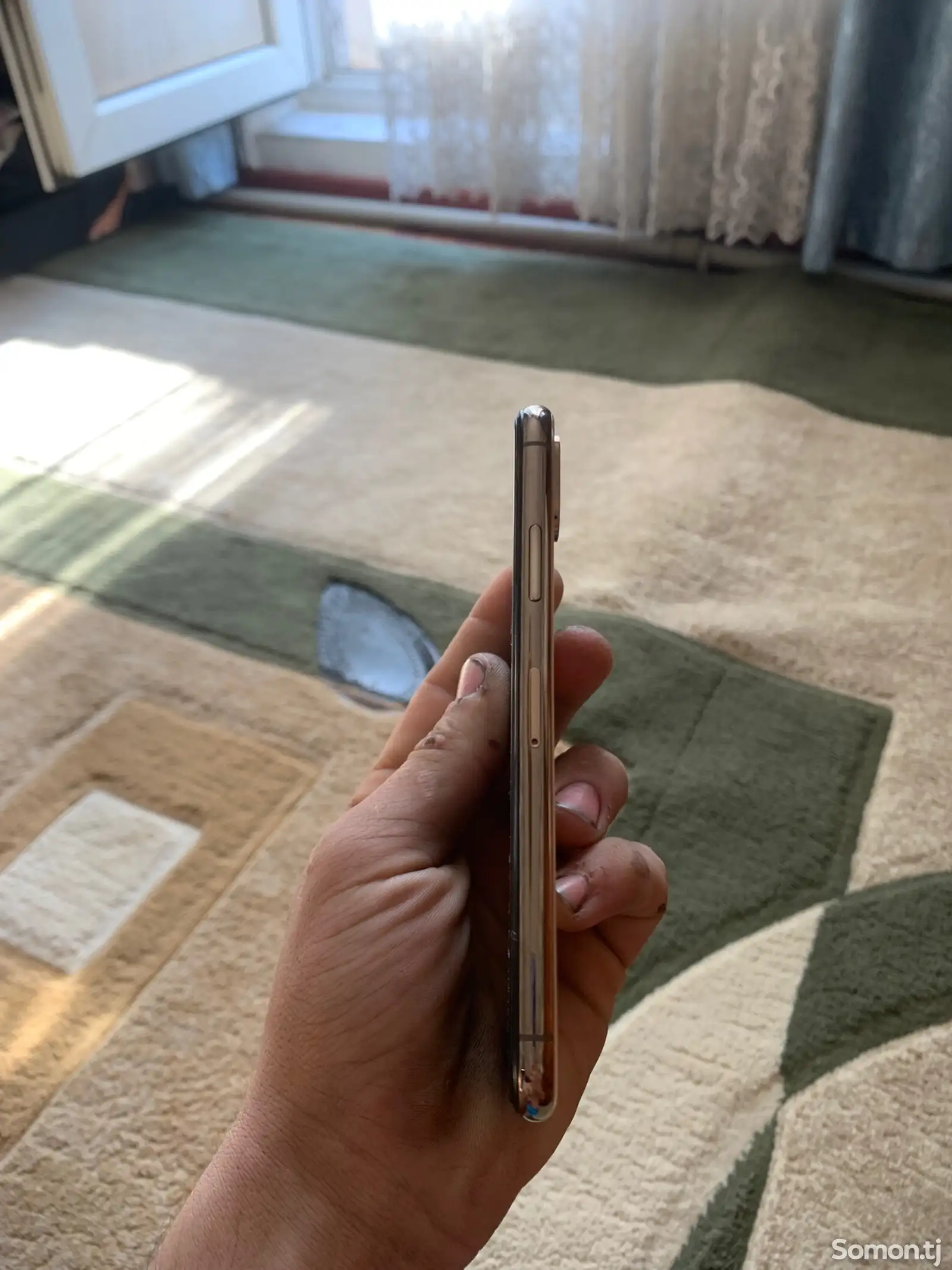 Apple iPhone Xs, 64 gb, Gold-3