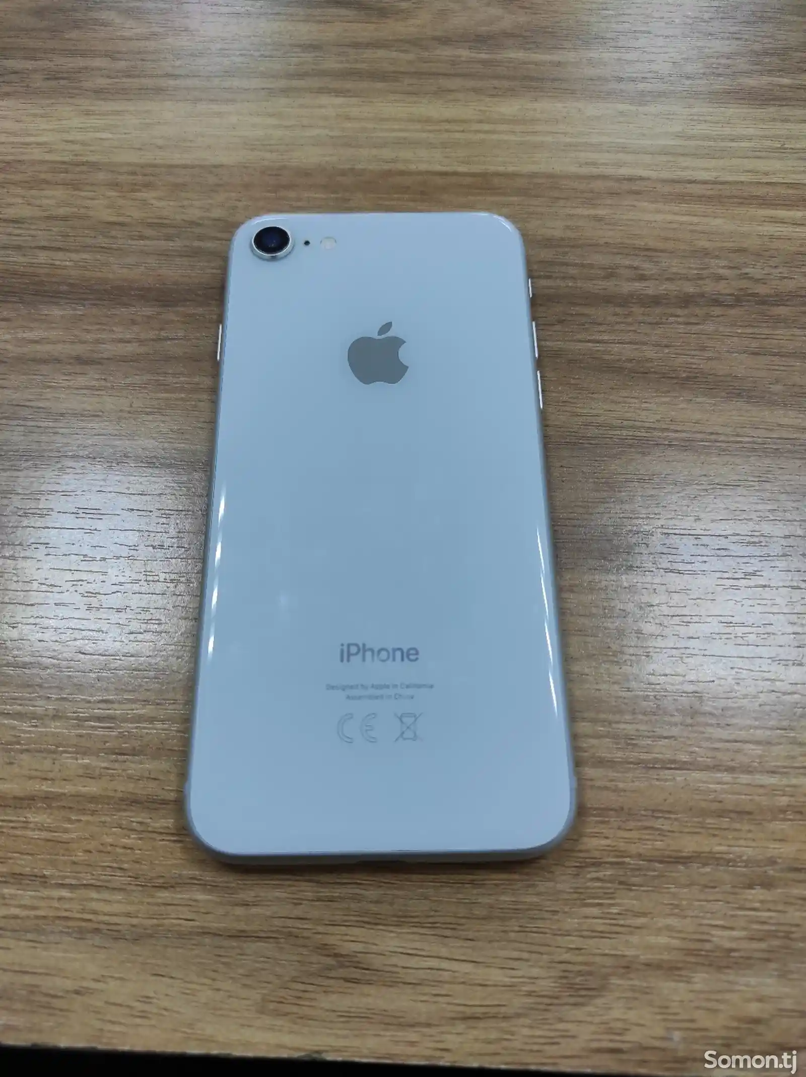 Apple iPhone 8, 256 gb, Silver-1