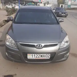 Hyundai i30, 2010