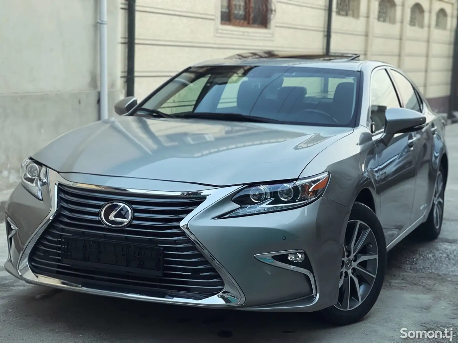 Lexus ES series, 2017-1