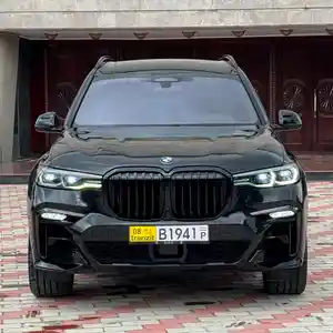 BMW X7, 2022