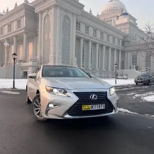 Lexus ES series, 2016