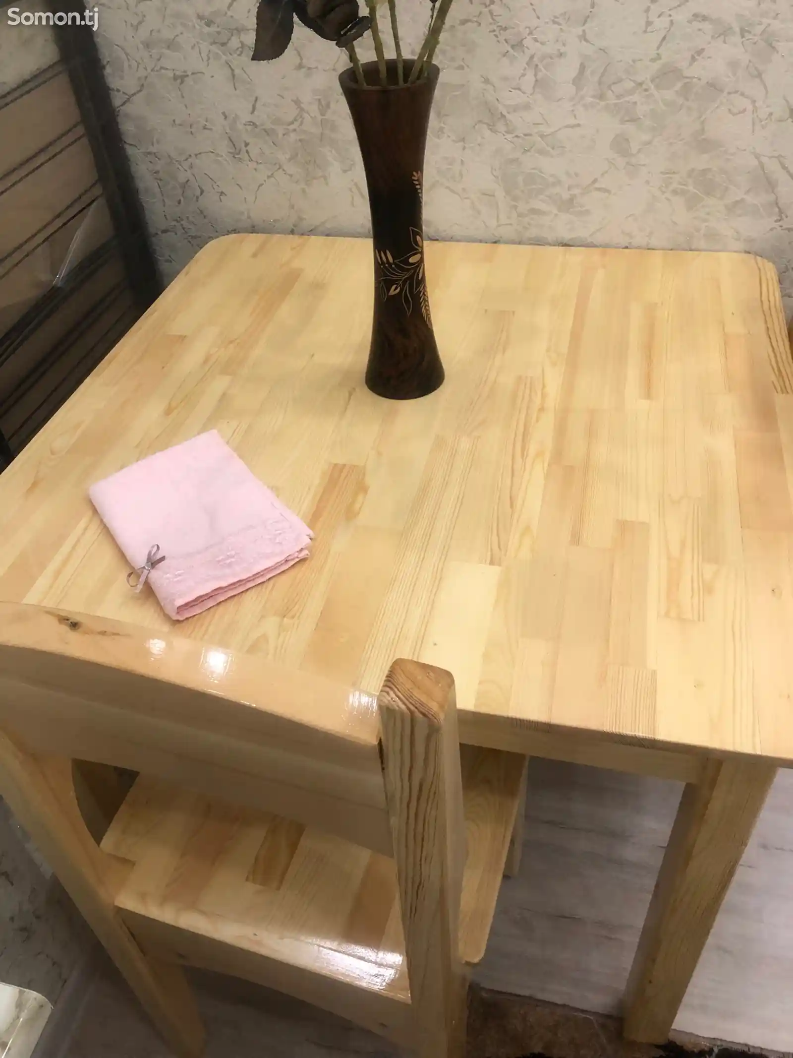 Деревянный стол и стулья-5