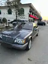 Mercedes-Benz W124, 1993-2