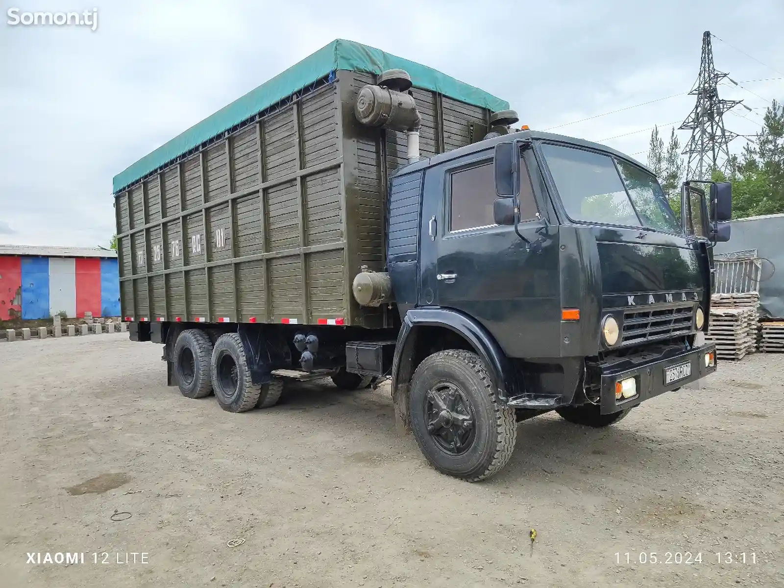 Бортовой грузовик Камаз-4