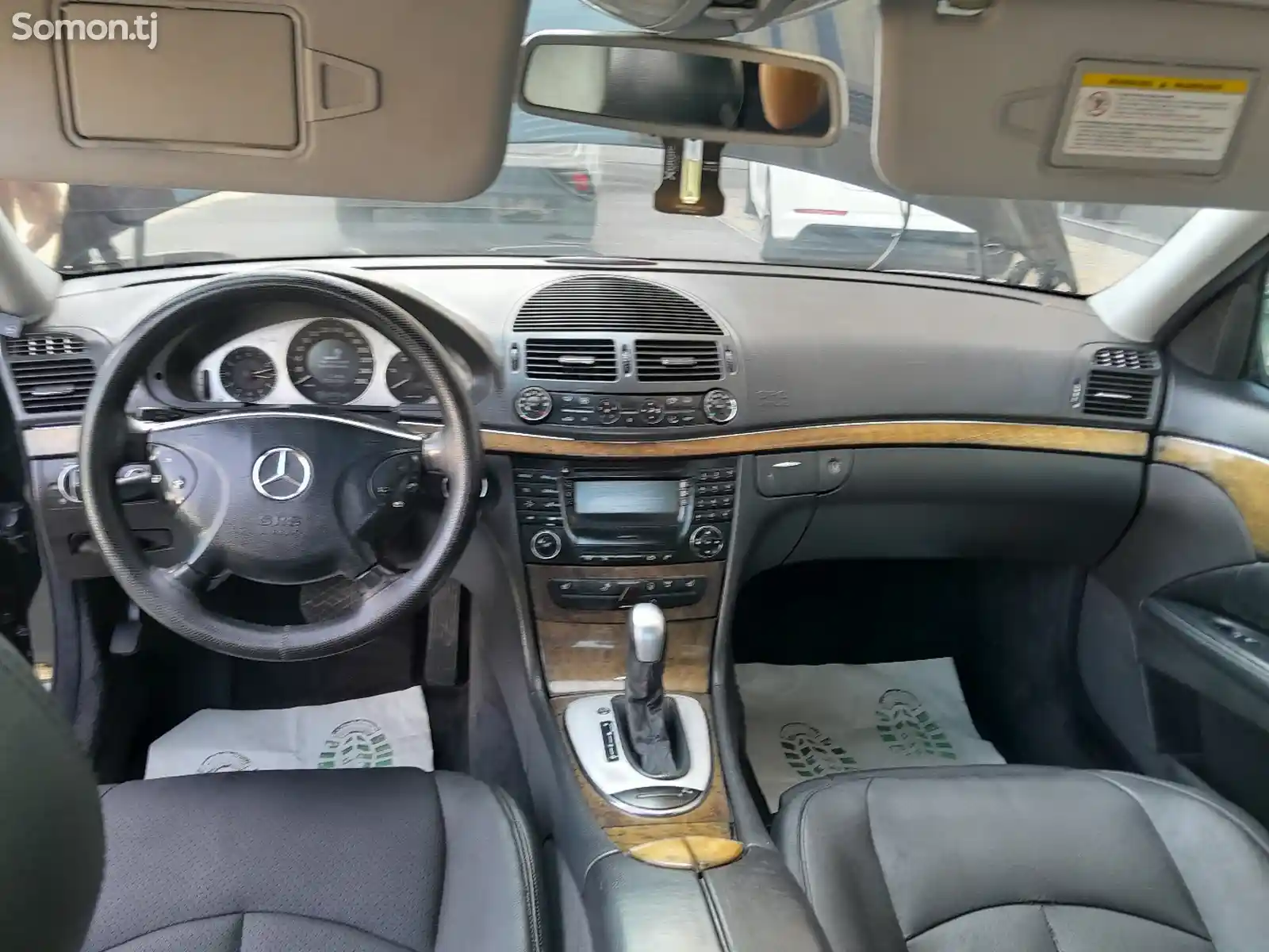 Mercedes-Benz E class, 2004-5