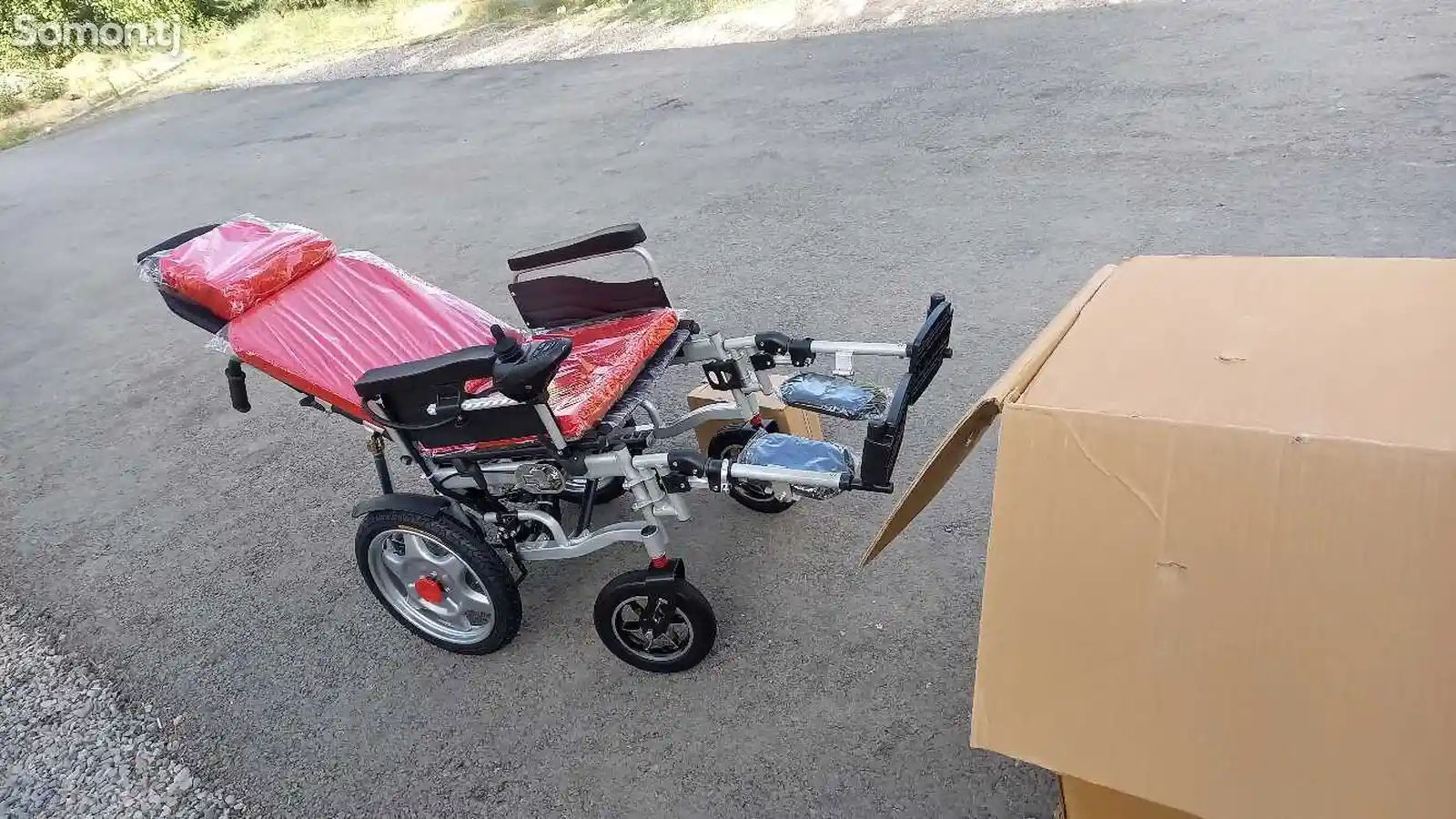 Инвалидная коляска с аккумулятором-10