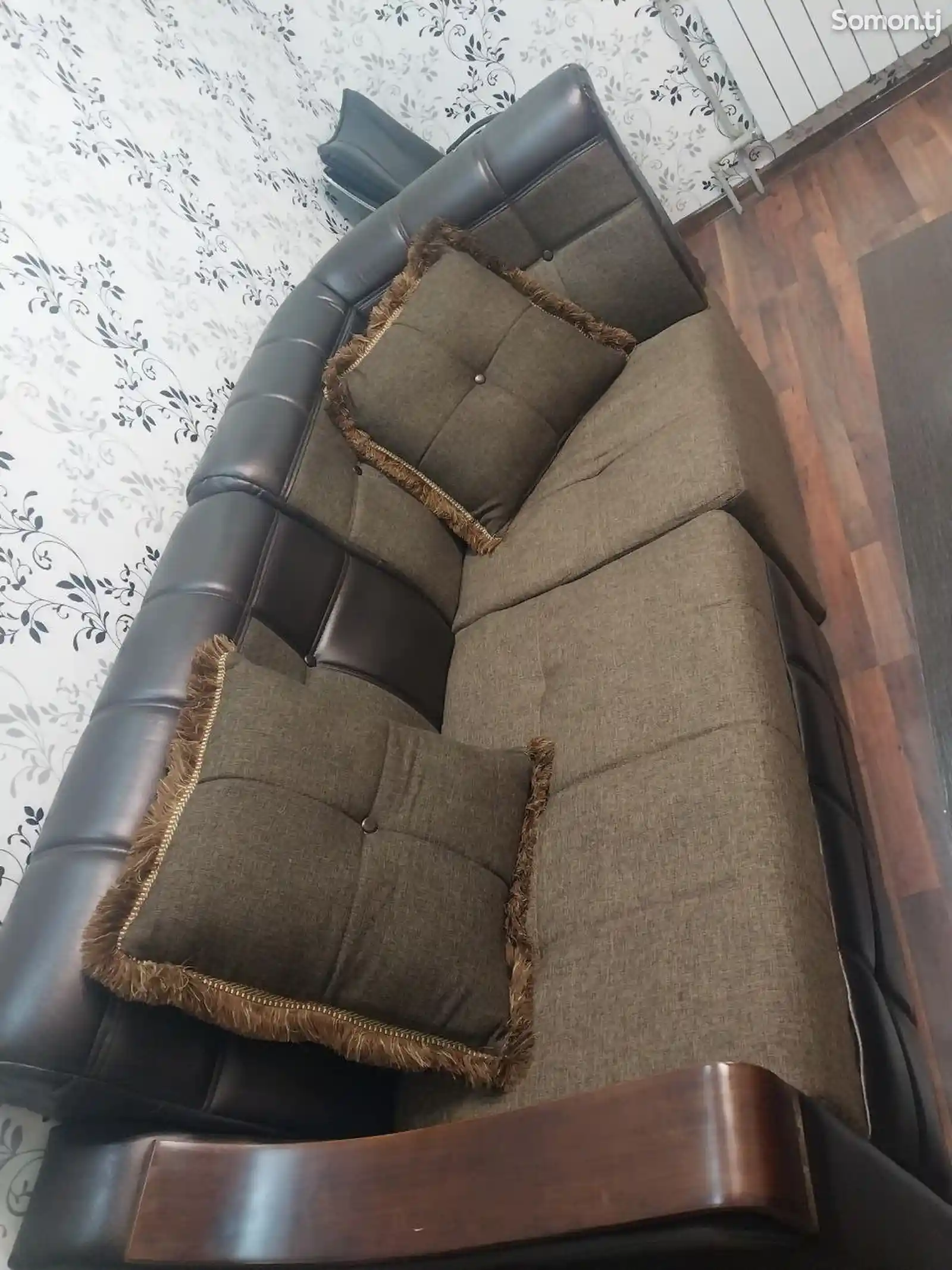 Уголовой диван с креслами-5