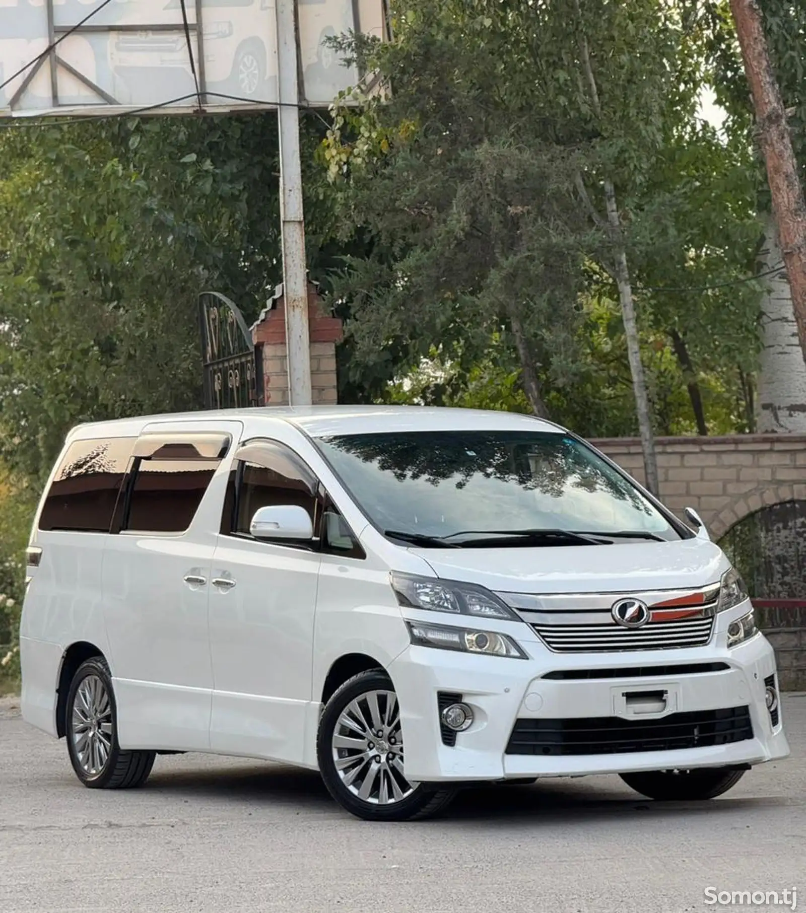 Toyota Vellfire, 2015-2