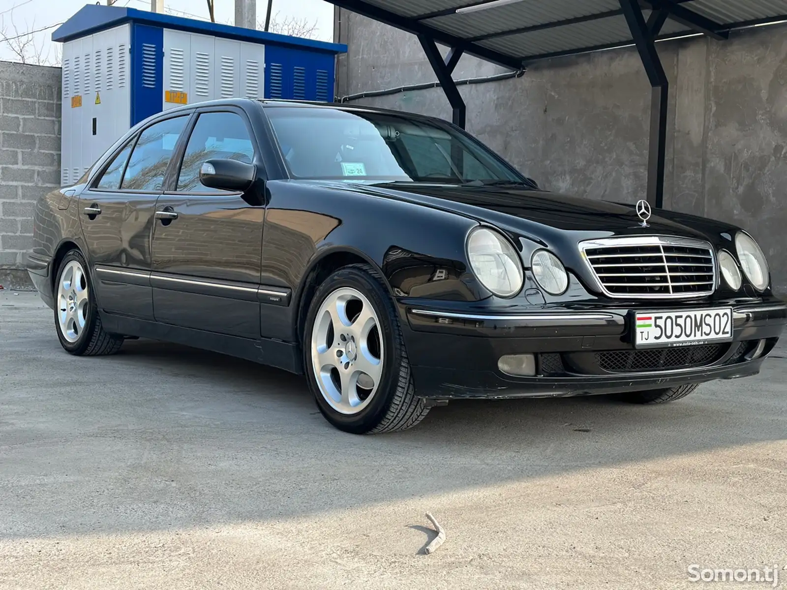 Mercedes-Benz E class, 2000-1