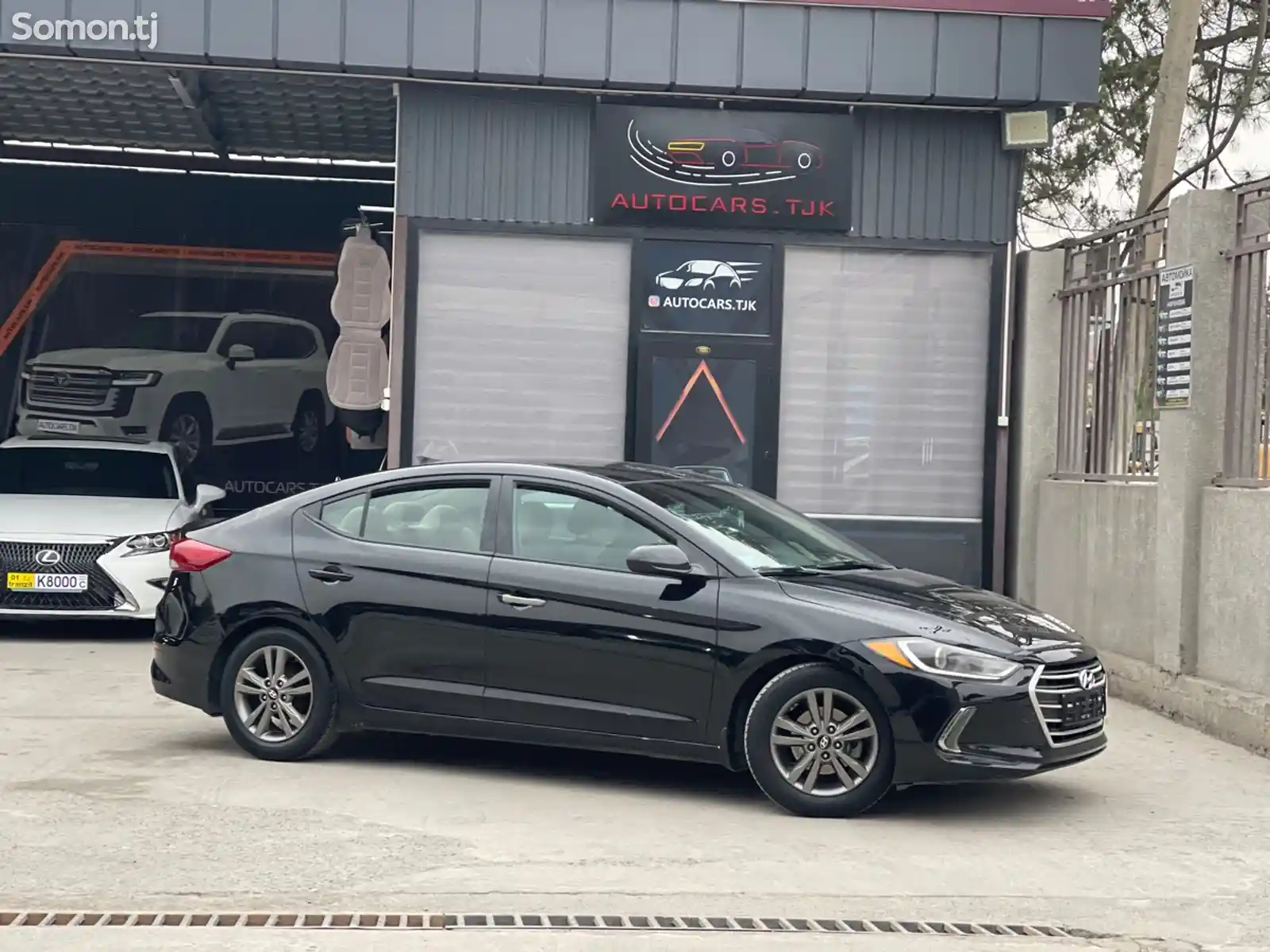 Hyundai Elantra, 2017-5