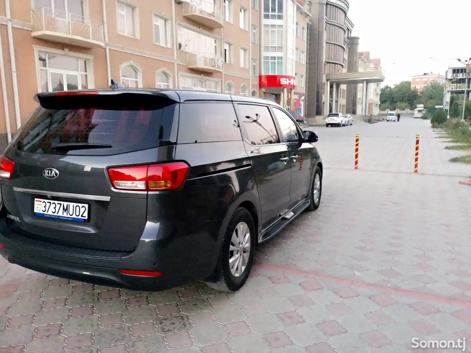 Kia Carnival, 2015-12