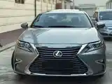 Lexus ES series, 2017-2