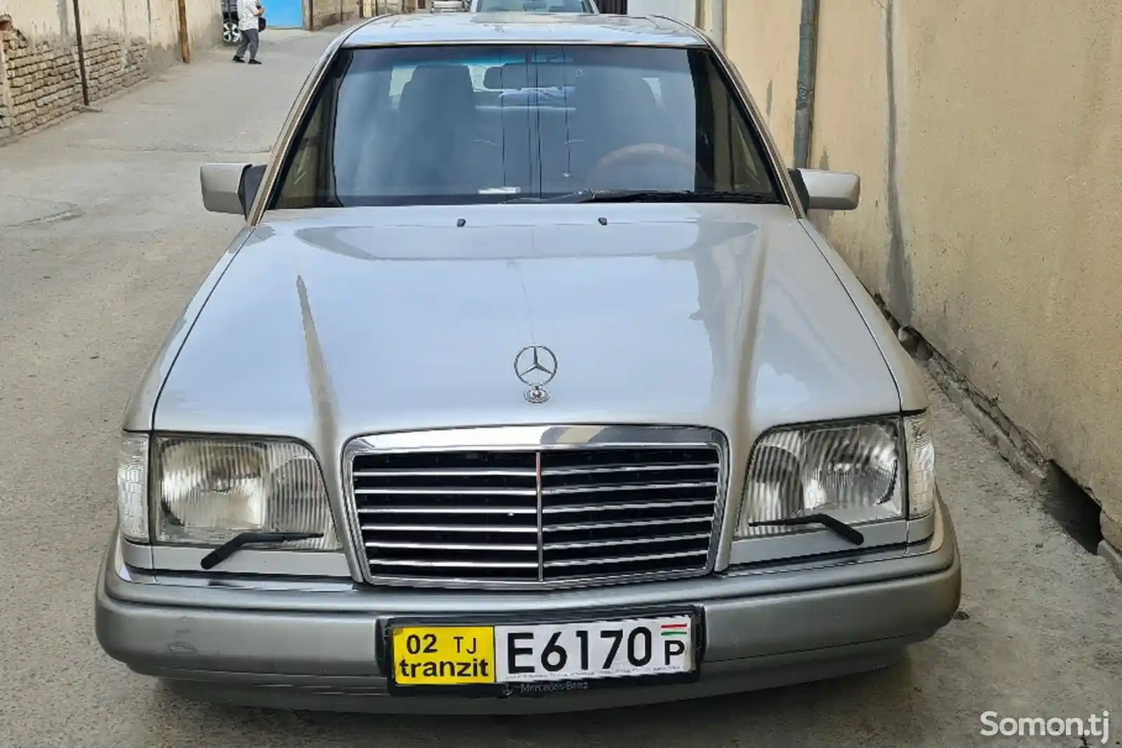 Mercedes-Benz W124, 1995-10