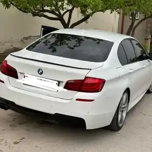 BMW 5 series, 2011