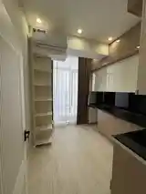 2-комн. квартира, 12 этаж, 64 м², Шохмансур, бывший Зеленый базар-11