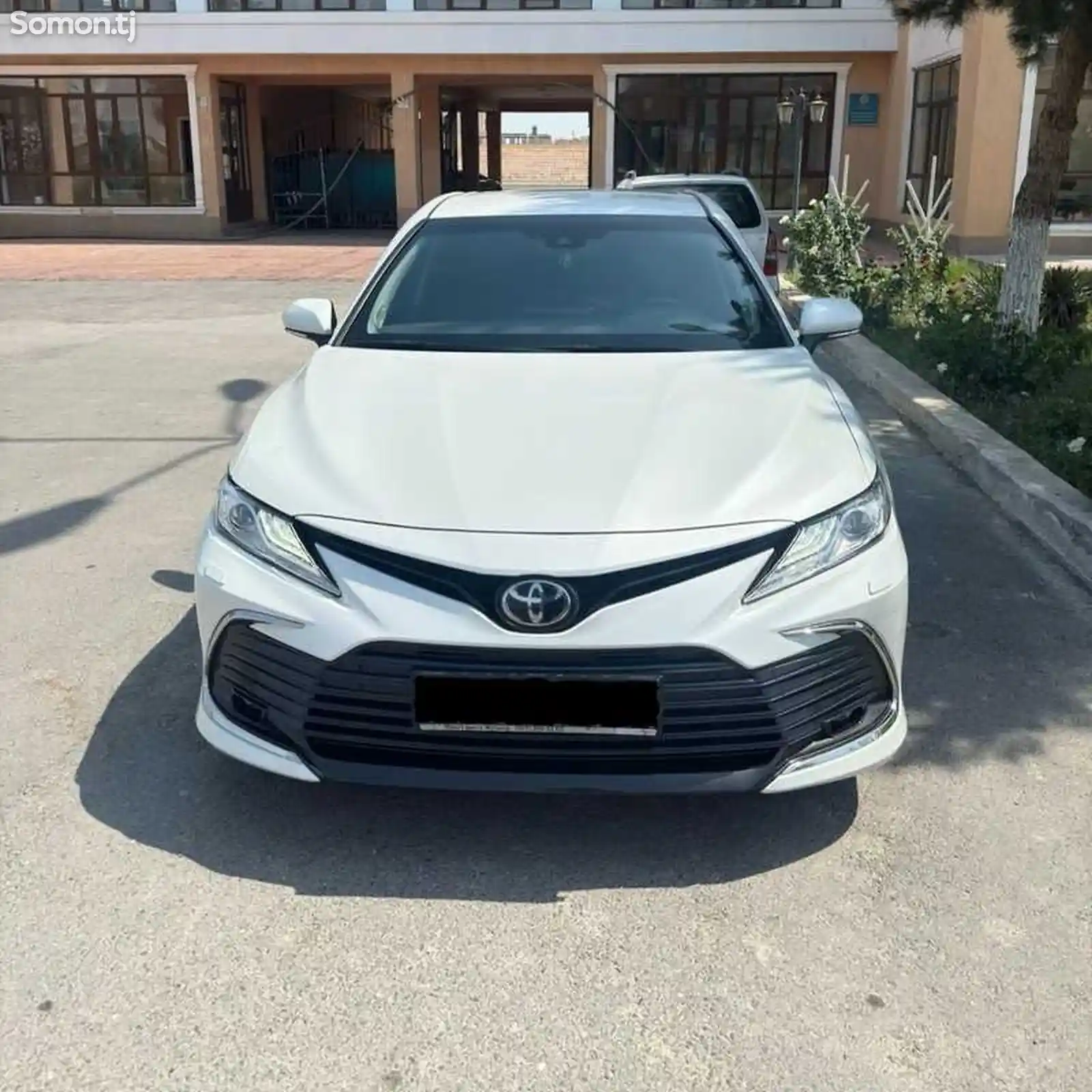 Toyota Camry, 2021-1