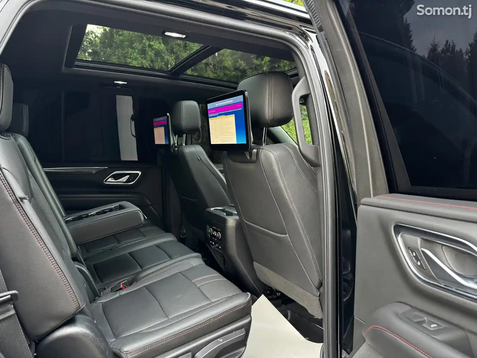 Chevrolet Tahoe, 2022-8