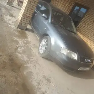 Audi A6, 2000