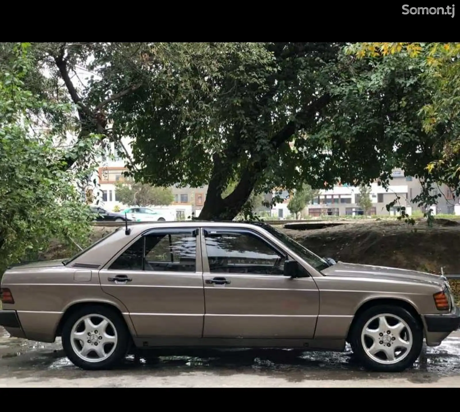 Mercedes-Benz W201, 1990-1