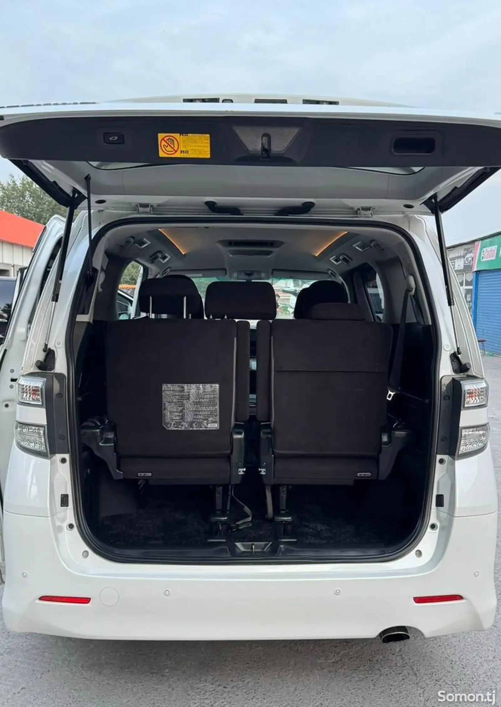 Toyota Vellfire, 2014-4