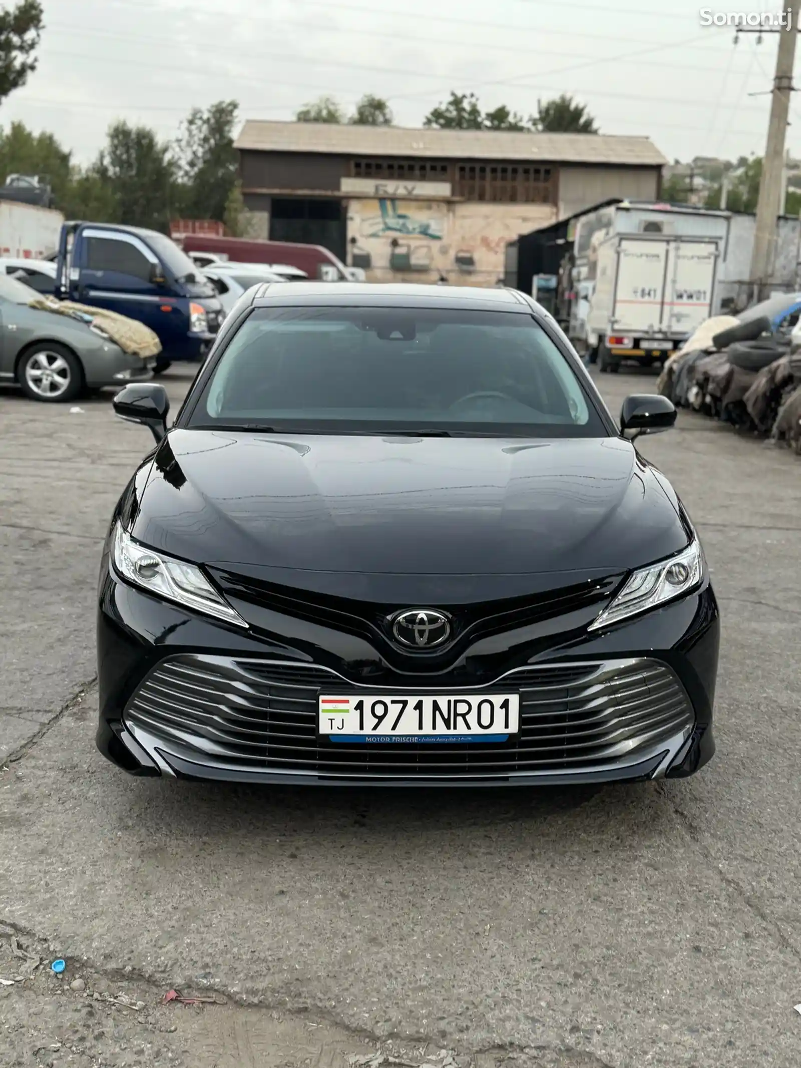 Toyota Camry, 2019-1