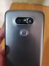 LG G5-4