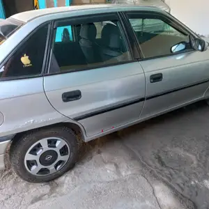 Opel Astra K, 1998