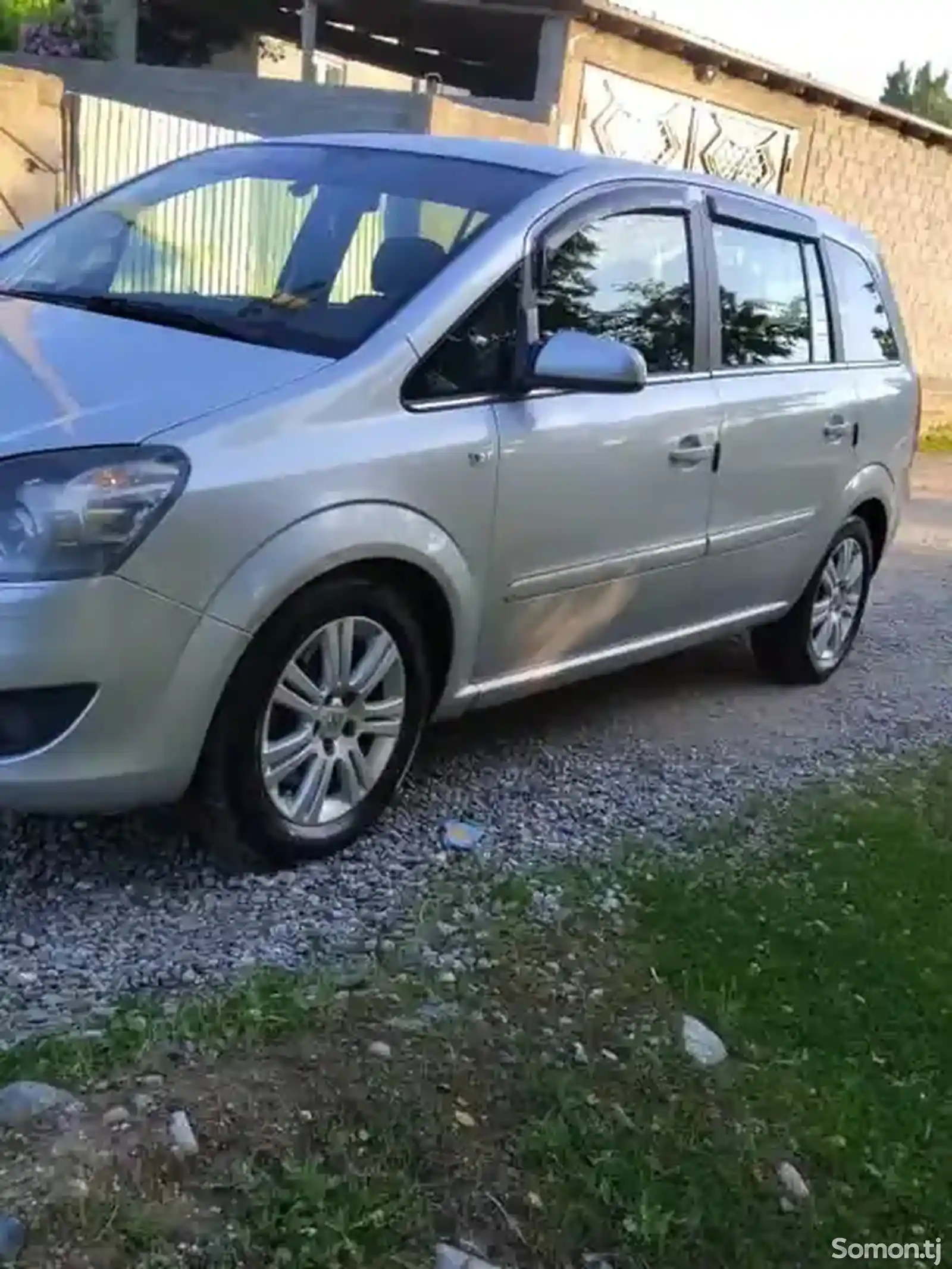 Opel Zafira, 2009-3