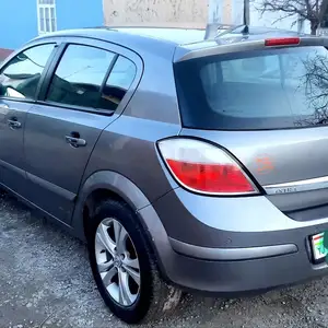 Opel Astra H, 2005